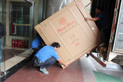 沧源钢琴贵重工艺品无忧运